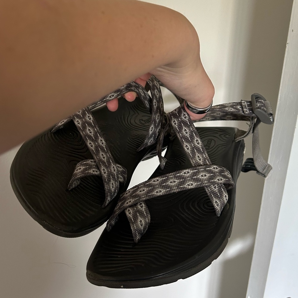 Women’s Chacos Size 11